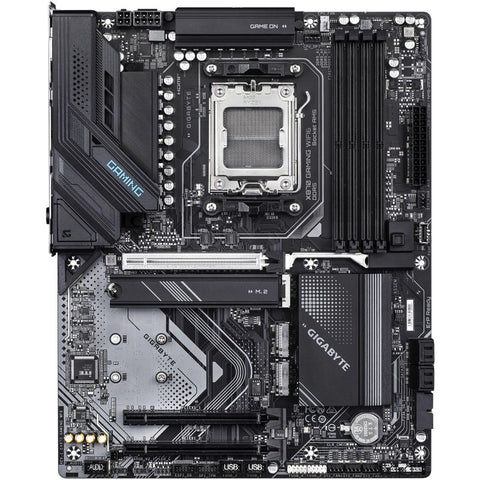 Gigabyte AM5 X870 Gaming WiFi 6, 4xDDR5 8200, 3x M.2.